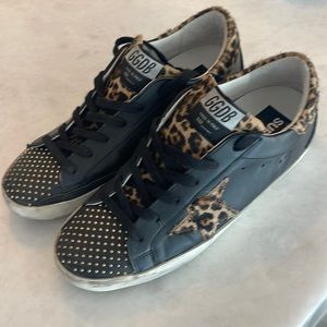 Golden goose sneaker size 38